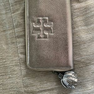 Tory Burch wallet new